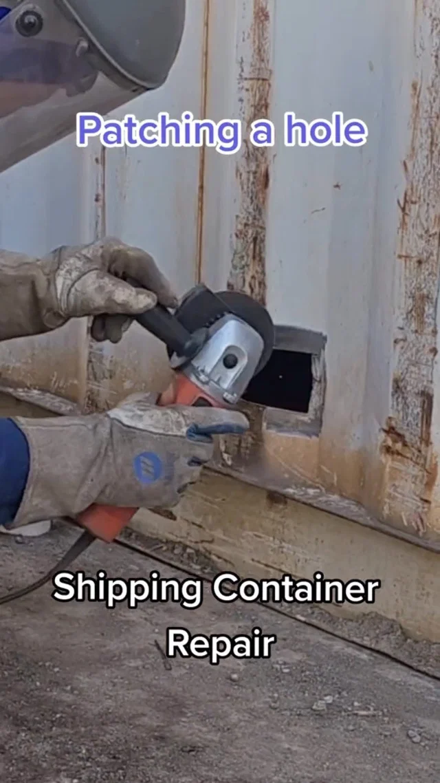 Patching a shipping container!
.
.
.
.
.
(TT📸@bonanywelding)