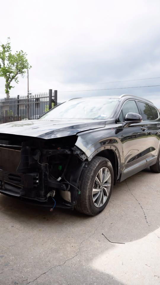 Damaged car? Not for long.
We bring vehicles back to life be...