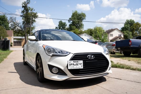 Another vehicle looking clean, smooth, and road-ready.
JJ Au...
