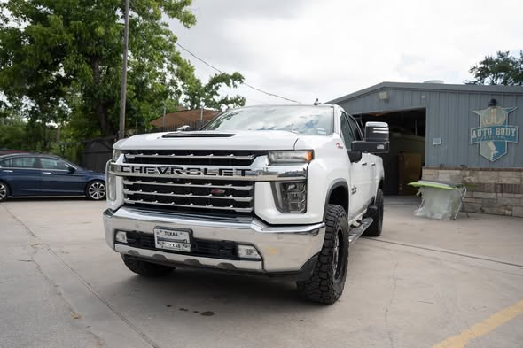 New project is out now 🙌🏽🤩📸🔧💪🏽
#after #results #jjautobodyhous...