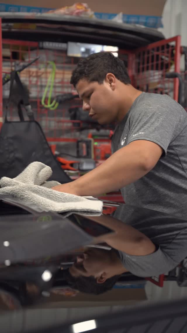 Precision work. Premium finishes. Zero compromises.
JJ Autob