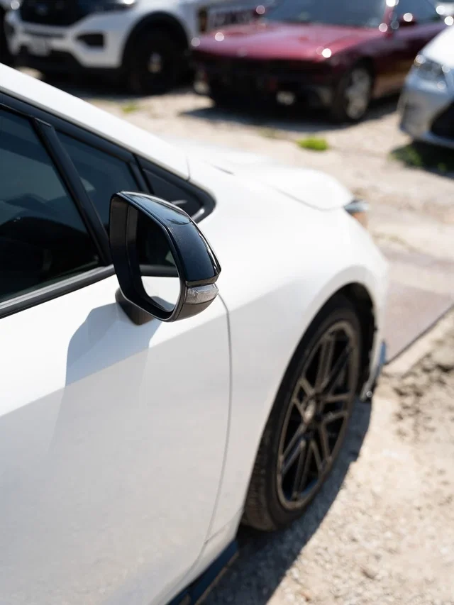 Local. Reliable. Professional. JJ Autobody Houston is Housto
