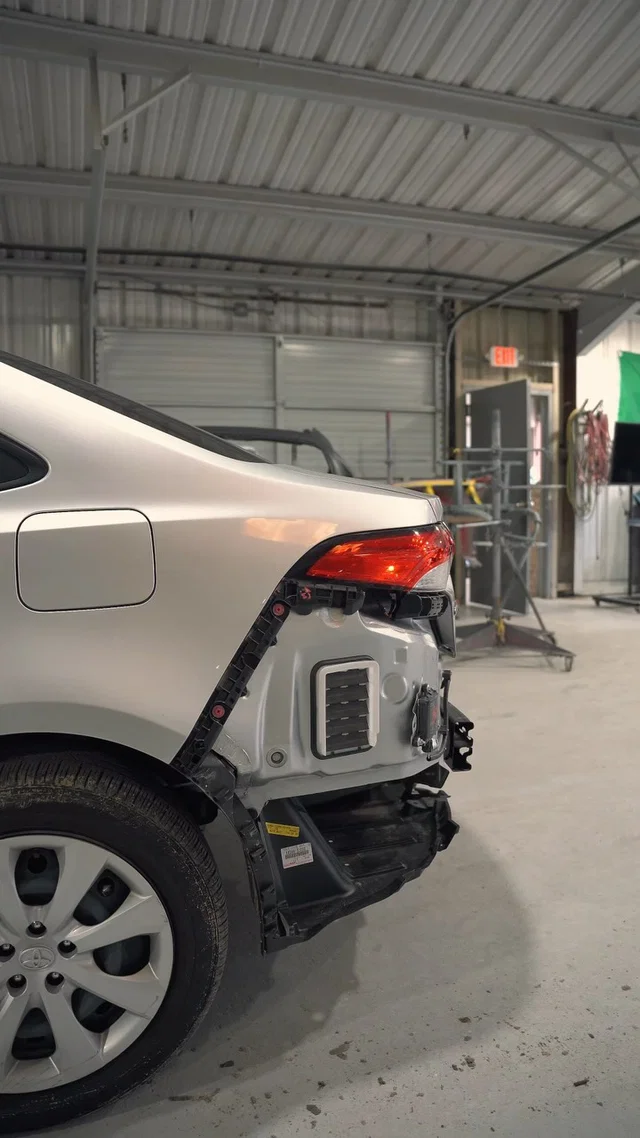 Got dents, scratches, collision damage, or paint issues? 🚗
S